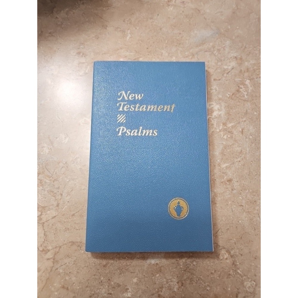 New Testament With Psalms ESV Gideons Pocket Small Bible 8X5x.5 PB Brand New